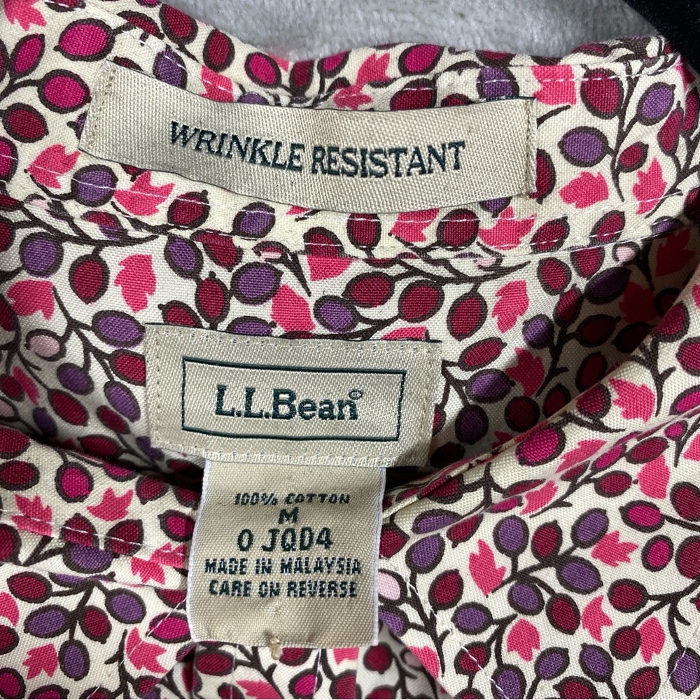 L.L. Bean Red and White Button Down Shirt - Picture 6 of 7